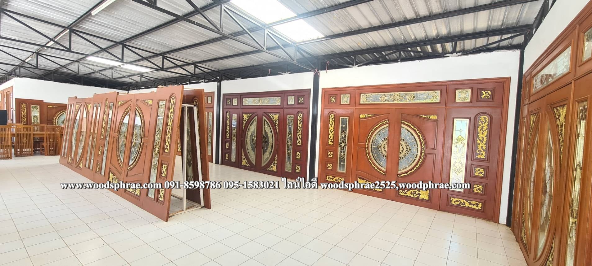 แบบประตูไม้สักชุดหน้าบ้าน