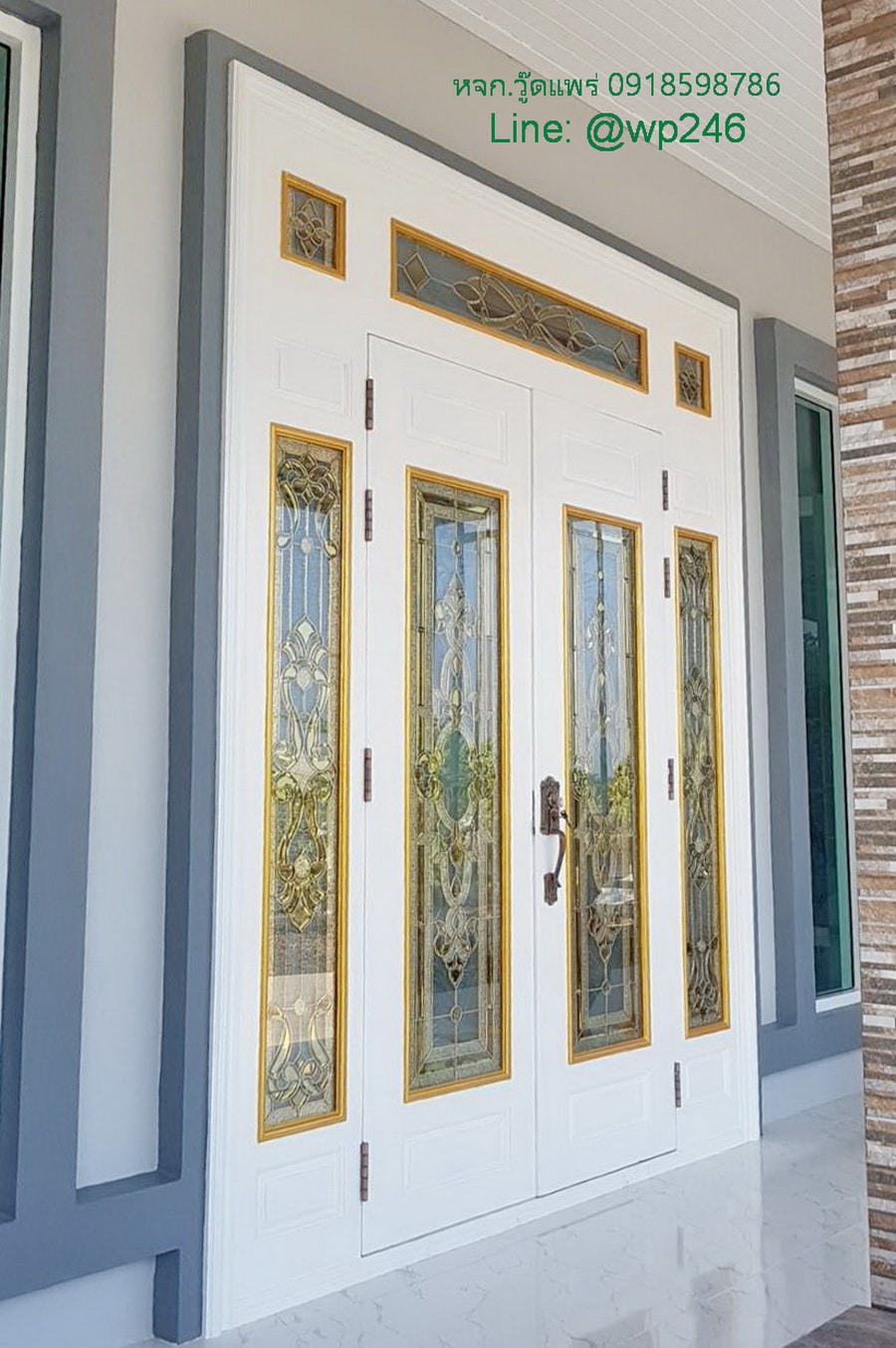 รีวิวประตูบ้านสีขาวของลูกค้า กระจกจนิรภัย