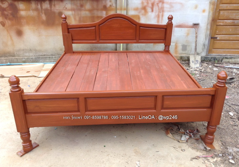 เตียงนอนไม้สัก F47