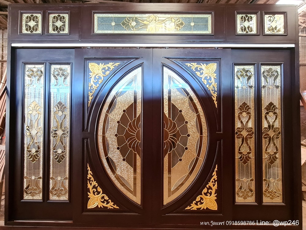 ประตูหน้าบ้านชุดใหญ่